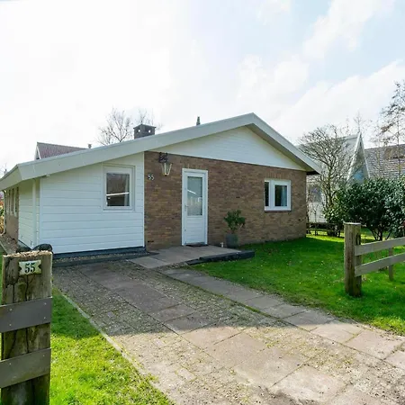 Bungalow In Sint Maartenszee Near The Beach Σπίτι διακοπών